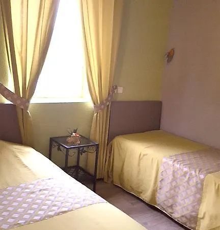 Le Gambetta Hotel Carmaux